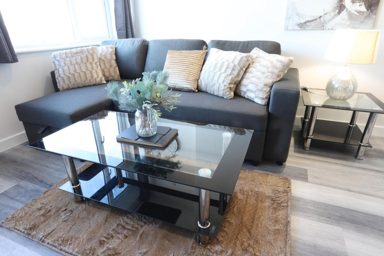 Birmingham Necairport Interchange Shortstay Homebase Zewnętrze zdjęcie