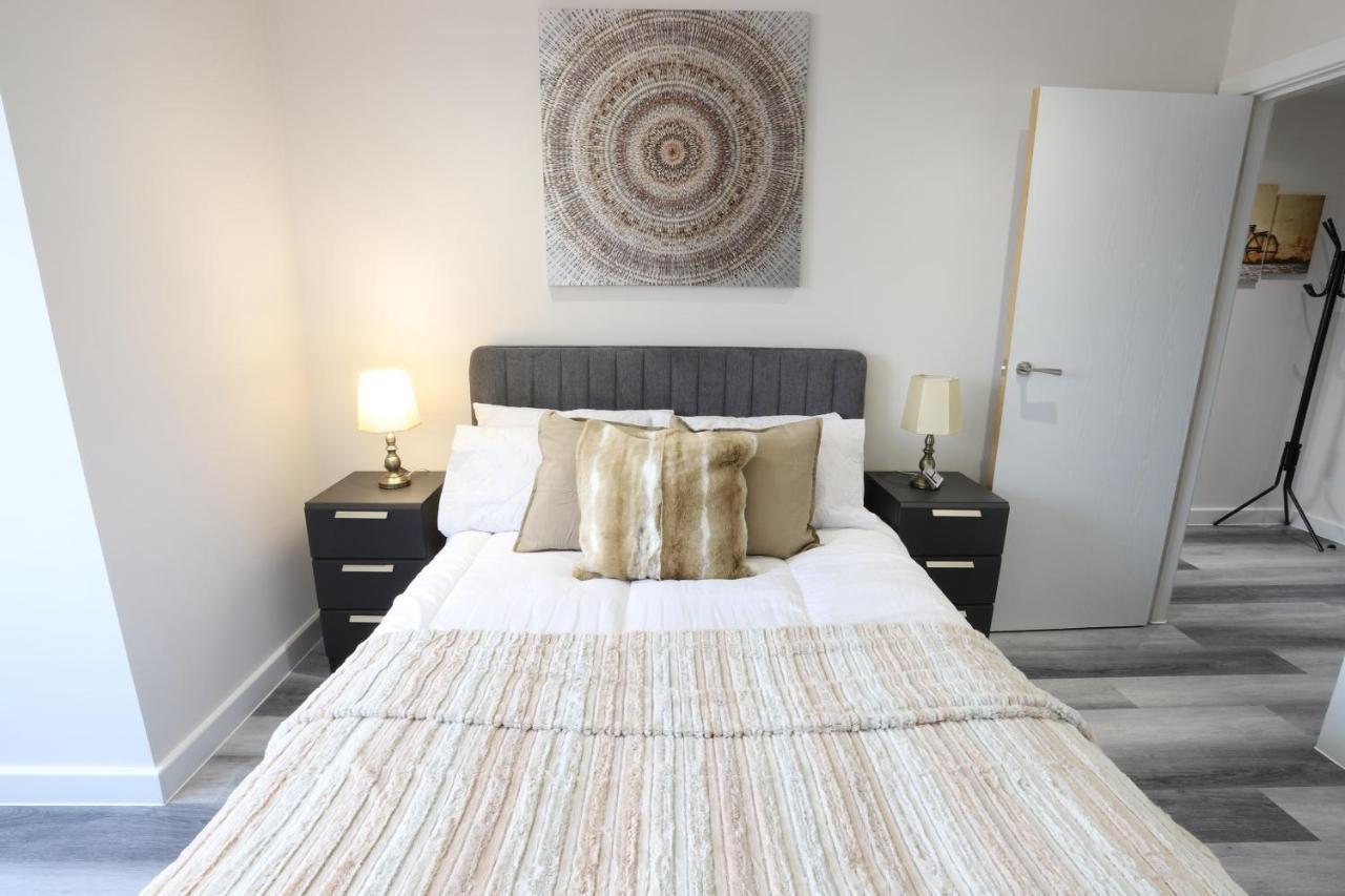 Birmingham Necairport Interchange Shortstay Homebase Zewnętrze zdjęcie