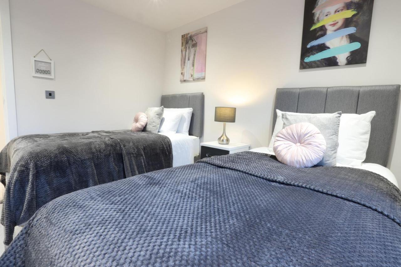 Birmingham Necairport Interchange Shortstay Homebase Zewnętrze zdjęcie