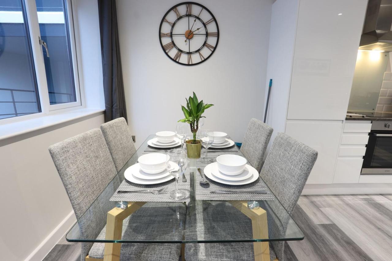 Birmingham Necairport Interchange Shortstay Homebase Zewnętrze zdjęcie