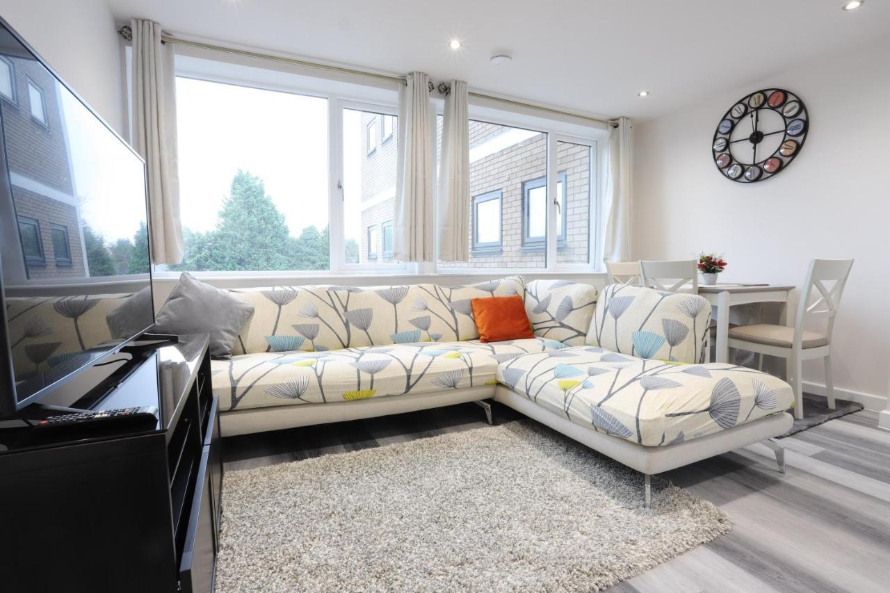 Birmingham Necairport Interchange Shortstay Homebase Zewnętrze zdjęcie