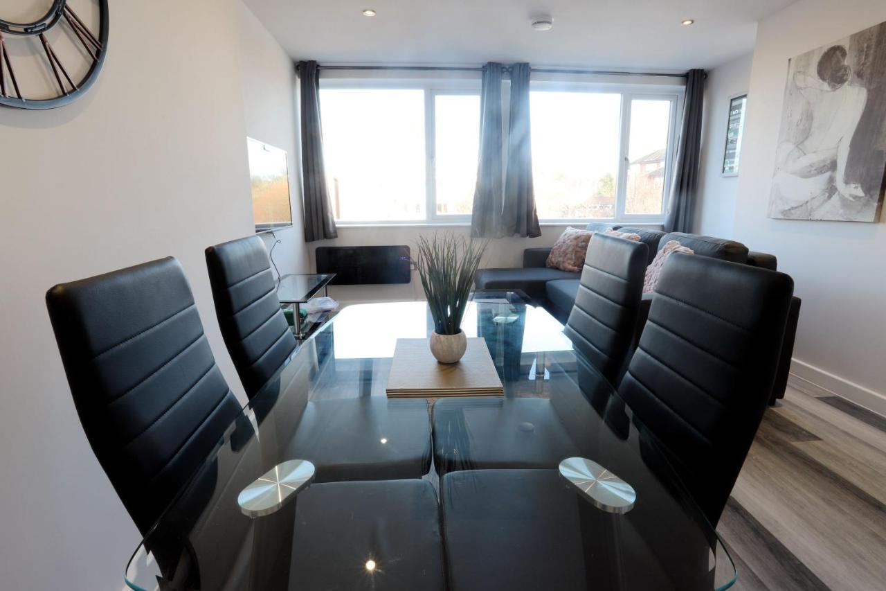 Birmingham Necairport Interchange Shortstay Homebase Zewnętrze zdjęcie