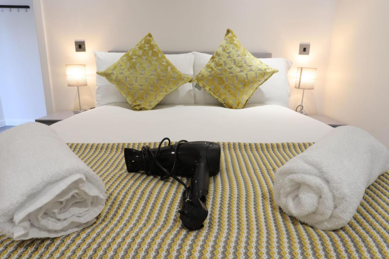 Birmingham Necairport Interchange Shortstay Homebase Zewnętrze zdjęcie