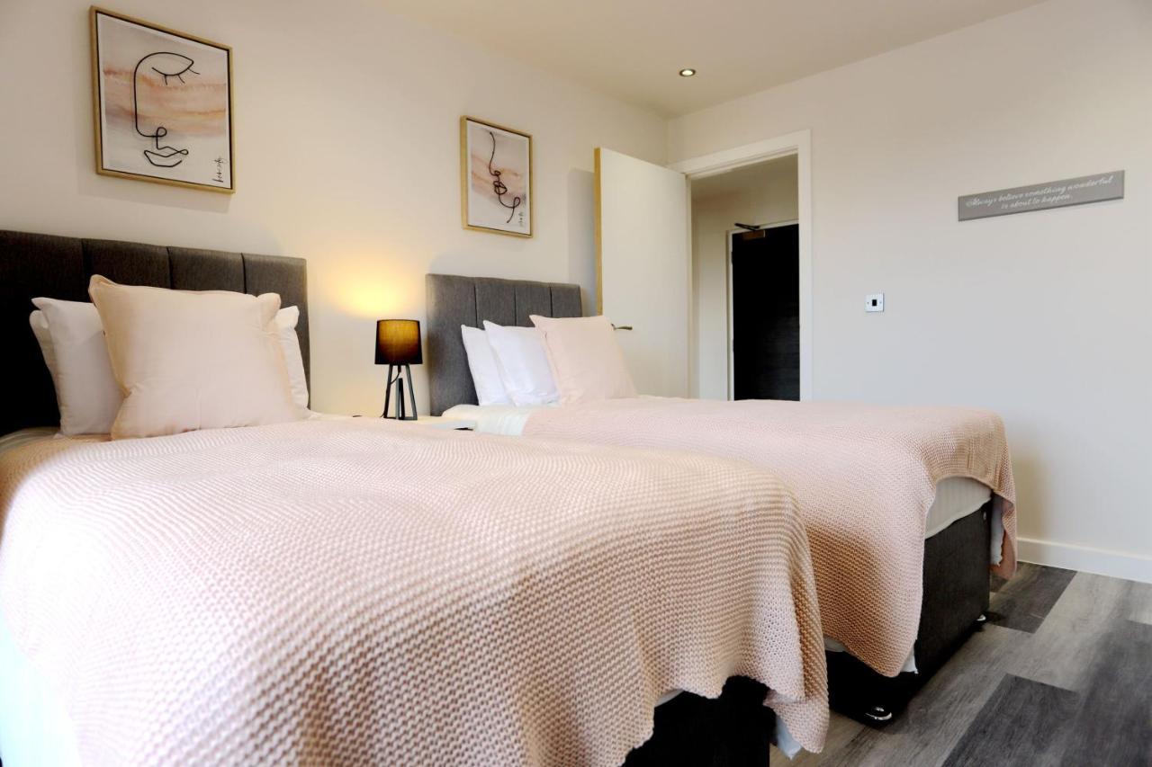 Birmingham Necairport Interchange Shortstay Homebase Zewnętrze zdjęcie